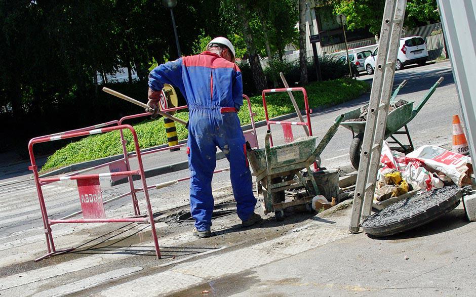 comment déboucher une canalisation Verneuil-l'Étang